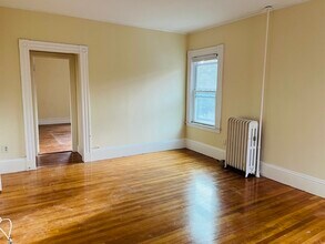 15 Auburn St in Brookline, MA - Foto de edificio - Building Photo