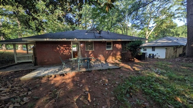 2068 E Lilac Ln in Decatur, GA - Building Photo - Building Photo