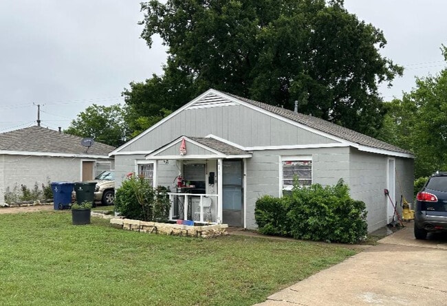 816 Ford St in Garland, TX - Building Photo - Building Photo