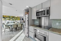 2627 S Bayshore Dr, Unit 607 in Miami, FL - Building Photo - Building Photo