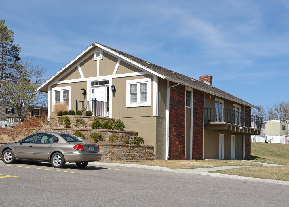 Brookwood Mobile Home Community in Lawrence, KS - Building Photo