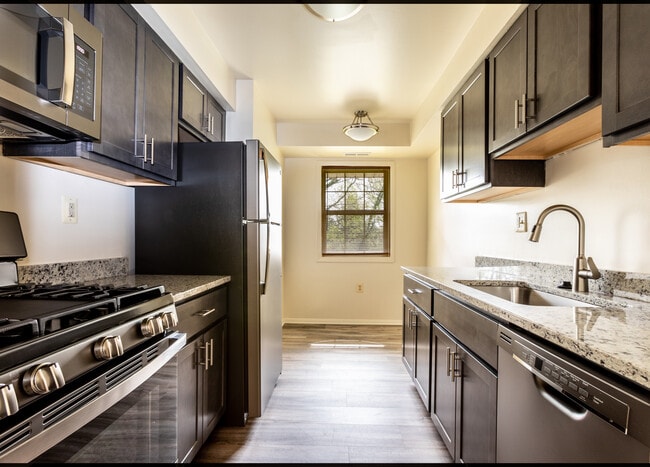 Seminary Roundtop Apartments in Lutherville, MD - Building Photo - Building Photo