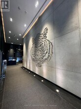 28 Wellesley St E in Toronto, ON - Building Photo - Building Photo