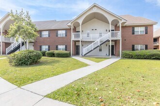The Retreat at Pineview in Valdosta, GA - Foto de edificio - Building Photo