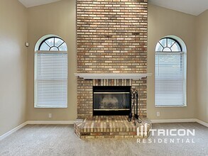 3629 Cold Creek Dr in Valrico, FL - Building Photo - Building Photo