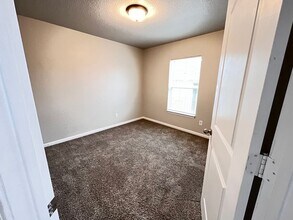 12324 Claiborne in San Antonio, TX - Building Photo - Building Photo