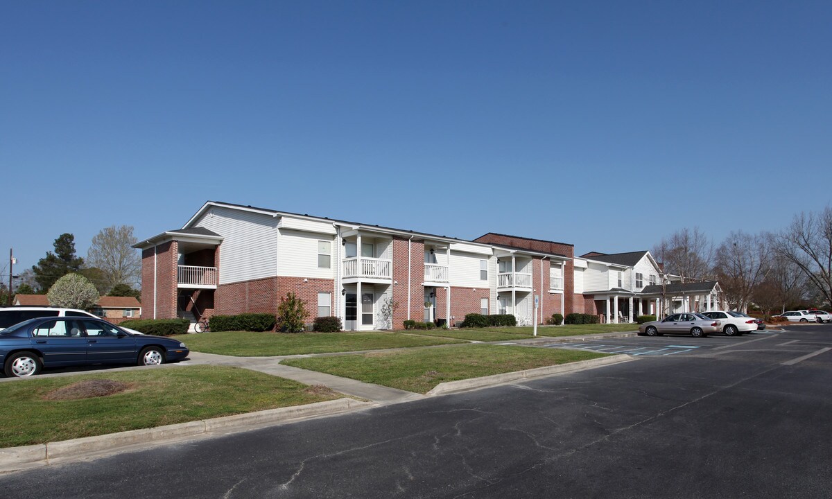 Mannington Place Apartments in Manning, SC - Foto de edificio