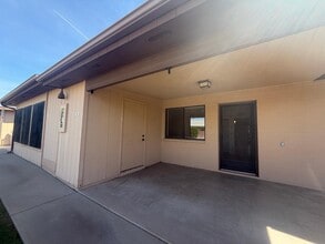 520 S Greenfield Rd in Mesa, AZ - Building Photo - Building Photo