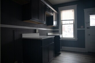 230 Fairfield Ave, Unit 1 in Bellevue, KY - Building Photo - Building Photo