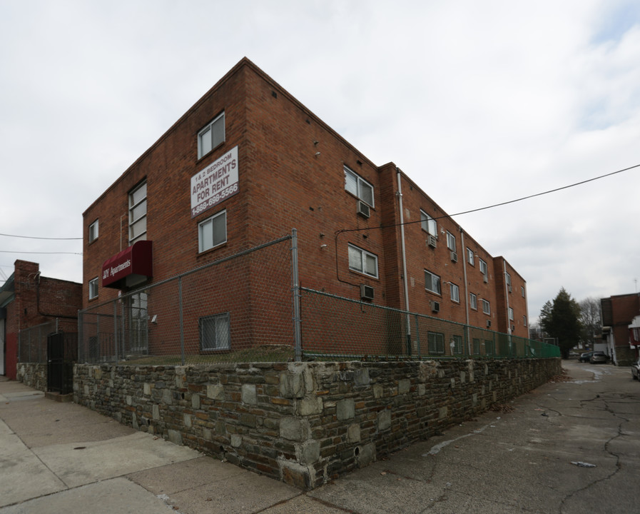 JJY Apartments in Philadelphia, PA - Foto de edificio