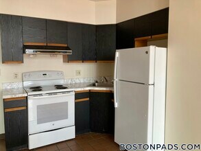 81 Essex St, Unit 75 in Boston, MA - Building Photo - Building Photo