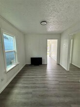3001 Amboy St in Houston, TX - Foto de edificio - Building Photo
