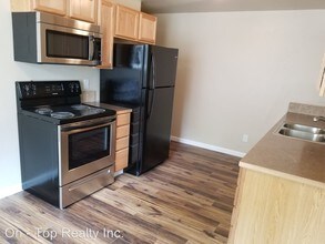 2217 E Central Ave in Spokane, WA - Building Photo - Building Photo