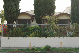 1258 Mariposa Ave in Los Angeles, CA - Building Photo - Building Photo