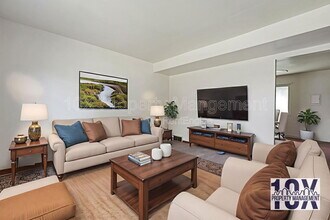 1577 Briarwood Ave in Columbus, OH - Building Photo - Building Photo