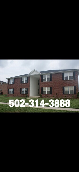 58 Gray Hawk Dr, Unit 58 Gray Hawk Drive in Shelbyville, KY - Building Photo
