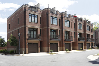 M West - Terrace Homes at West End in Greenville, SC - Foto de edificio - Building Photo