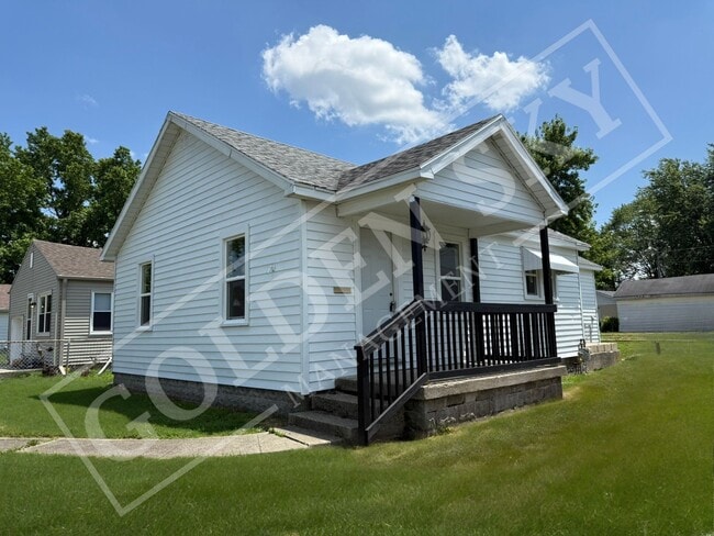 property at 1011 W 14th St