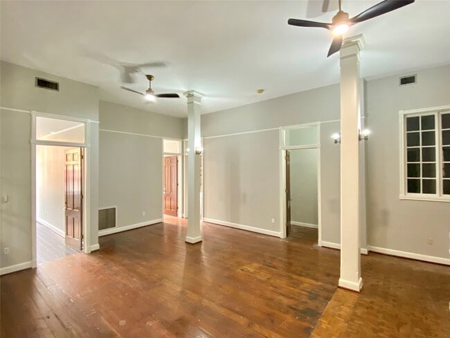 2319 The Strand in Galveston, TX - Building Photo - Building Photo