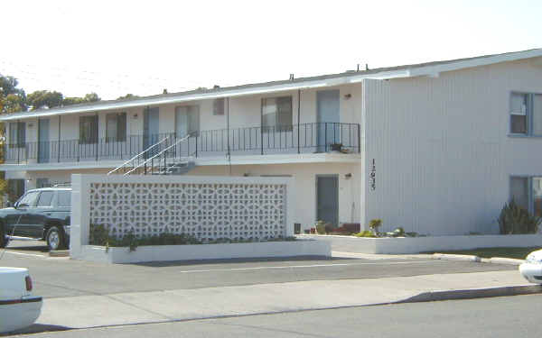 12935 Abbott Ct in Garden Grove, CA - Building Photo - Building Photo