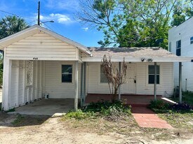 444 E Tillman Ave in Lake Wales, FL - Building Photo