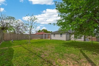 1310 Belshire Rd in Pasadena, TX - Building Photo - Building Photo