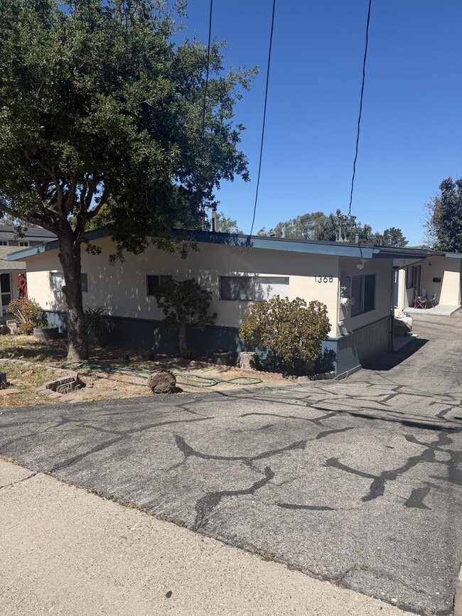 1368 Breck St in San Luis Obispo, CA - Building Photo - Building Photo