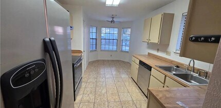 1300 Tuffit Ln in Austin, TX - Building Photo - Building Photo