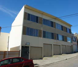 55 Bepler St in Daly City, CA - Building Photo - Building Photo