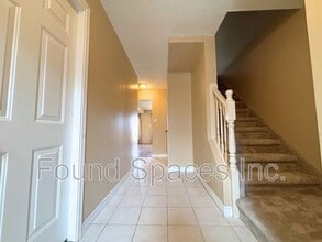 15 15 Derby St in Hamilton, ON - Building Photo - Building Photo