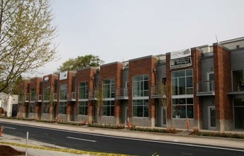 West Town on 8th in Eugene, OR - Building Photo - Building Photo