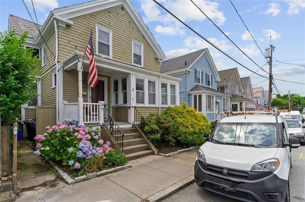 5 Atlantic St in Newport, RI - Foto de edificio