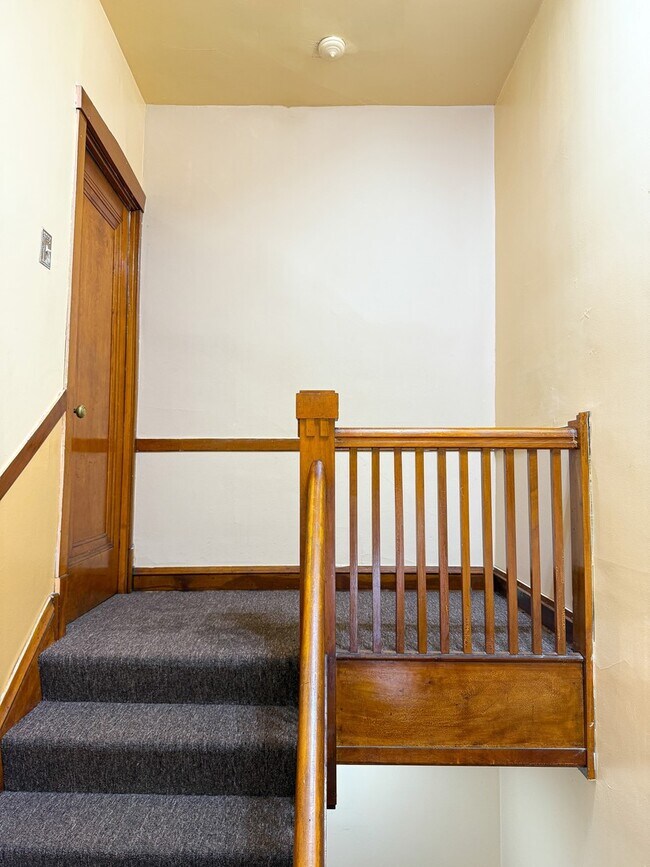 5043 W Argyle St in Chicago, IL - Building Photo - Building Photo