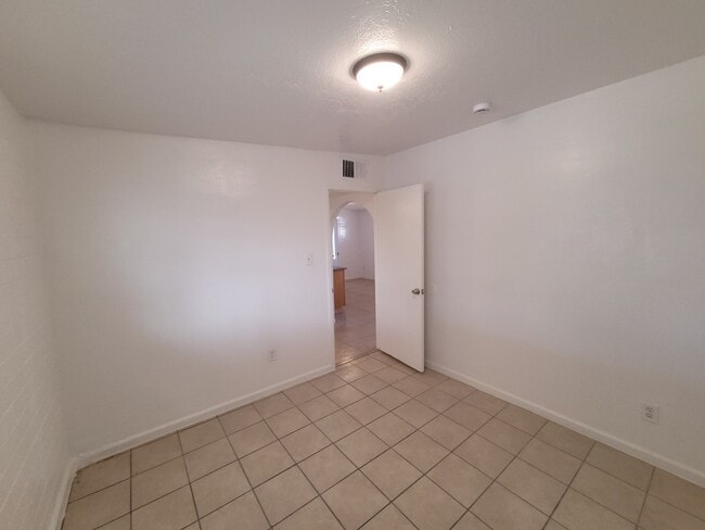 1836 N 38th Ave in Phoenix, AZ - Building Photo - Building Photo