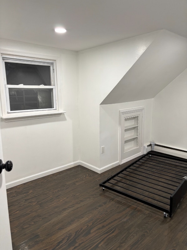 271 Louis Ave in South Floral Park, NY - Foto de edificio - Building Photo