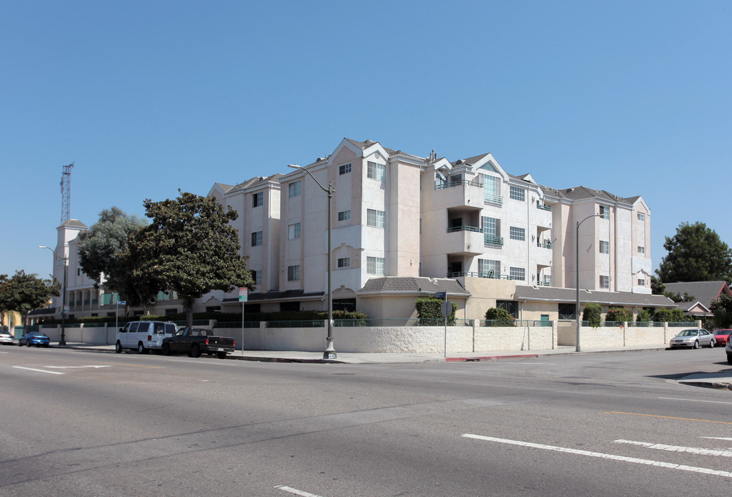 Paradise Arms in Los Angeles, CA - Building Photo