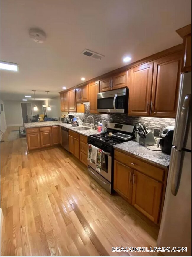 property at 31 Temple St