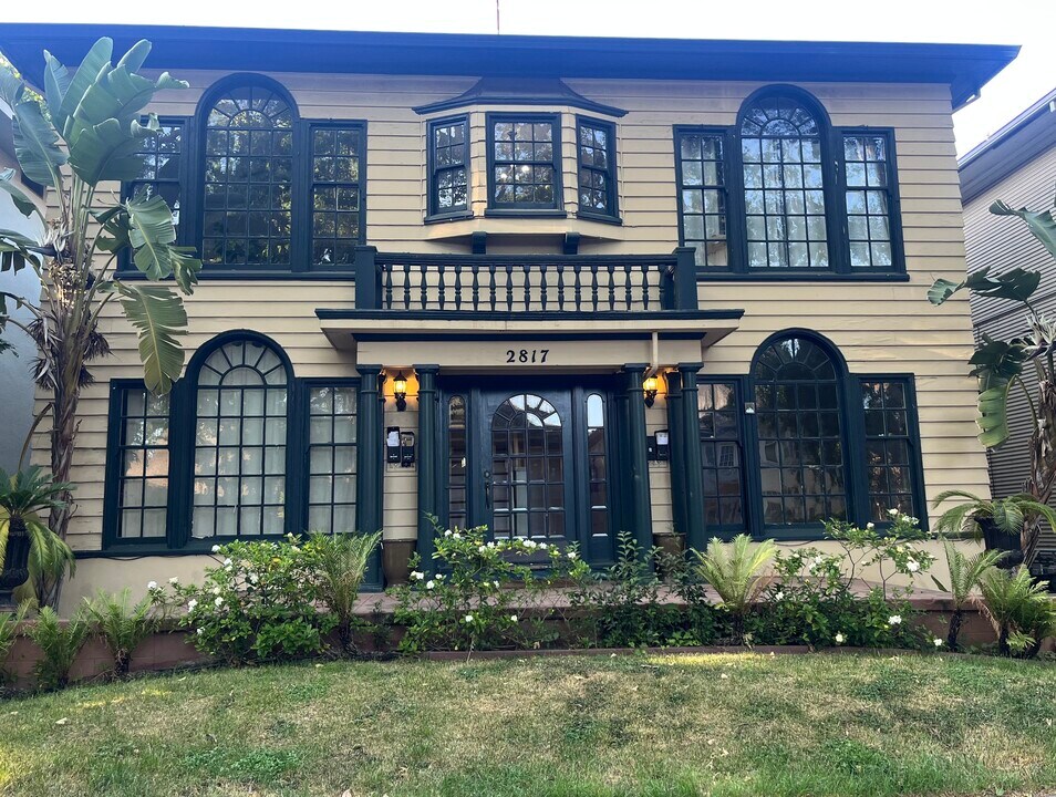 2817 I St in Sacramento, CA - Building Photo