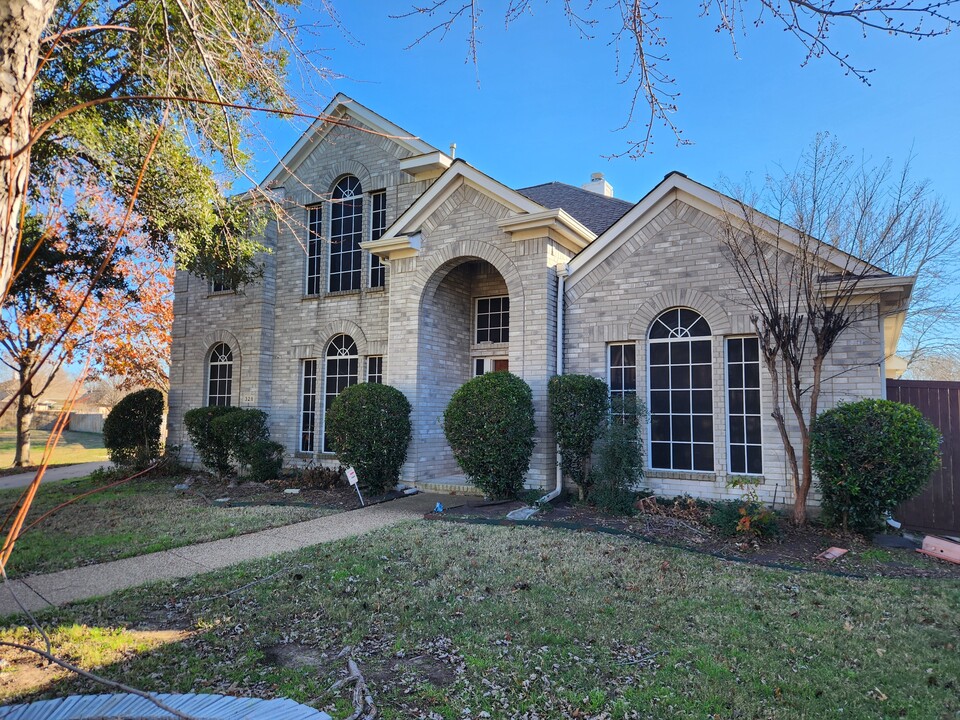 328 Ashley Pl in Murphy, TX - Building Photo