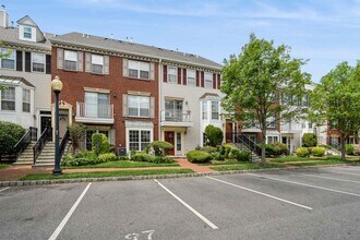 16 Cypress St in Jersey City, NJ - Building Photo - Building Photo