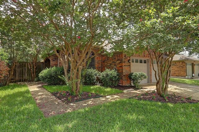 3852 Beaumont Ln