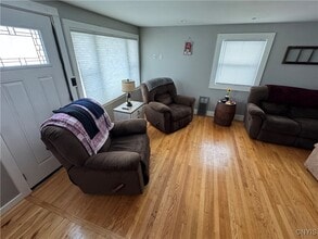 9646 River Rd in Marcy, NY - Building Photo - Building Photo