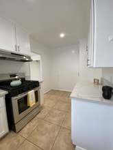 283 S El Molino Ave, Unit 7 in Pasadena, CA - Foto de edificio - Building Photo