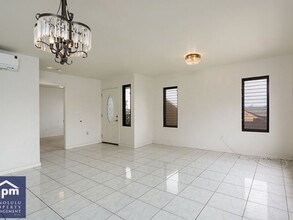 1437 N King St in Honolulu, HI - Building Photo - Building Photo