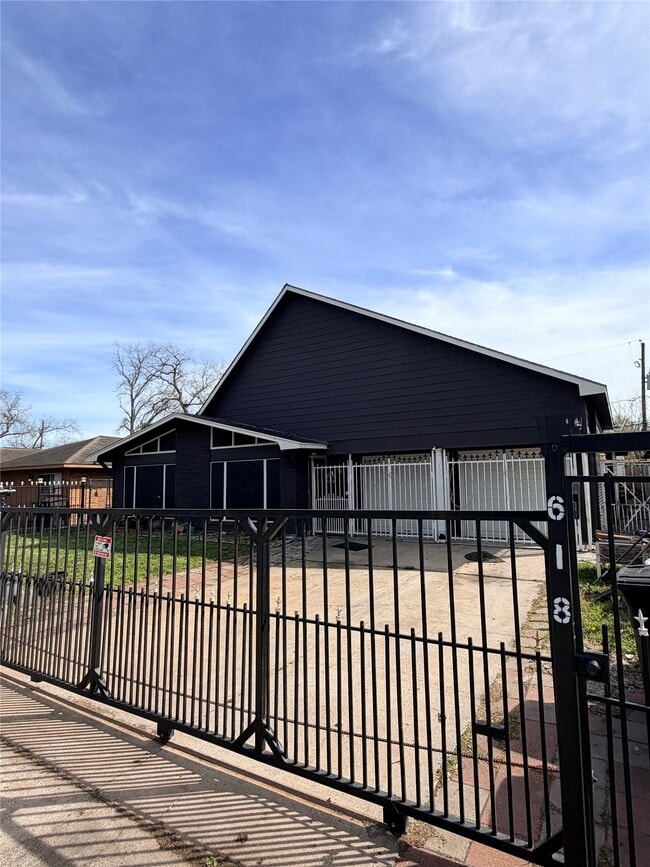 618 Sulphur St in Houston, TX - Building Photo - Building Photo