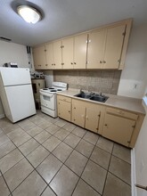 323 E 65th St, Unit 323 E 65th St in Jacksonville, FL - Building Photo - Building Photo