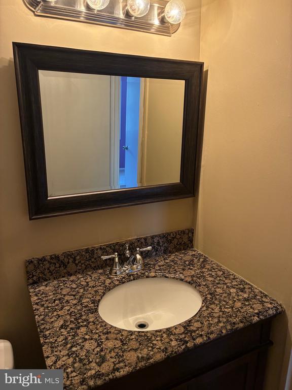 property at 83 Glenview Ln