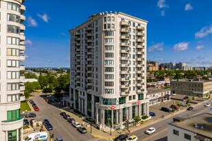 Edifice Viglione in Montréal, QC - Building Photo