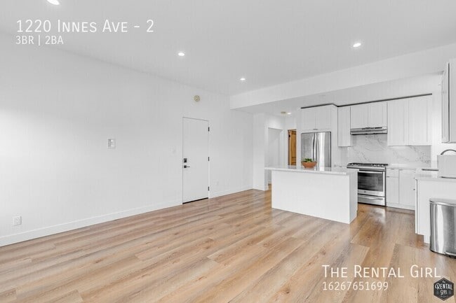 1220 Innes Ave in Los Angeles, CA - Foto de edificio - Building Photo