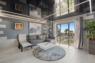 8743 Thomas Dr in Panama City Beach, FL - Building Photo